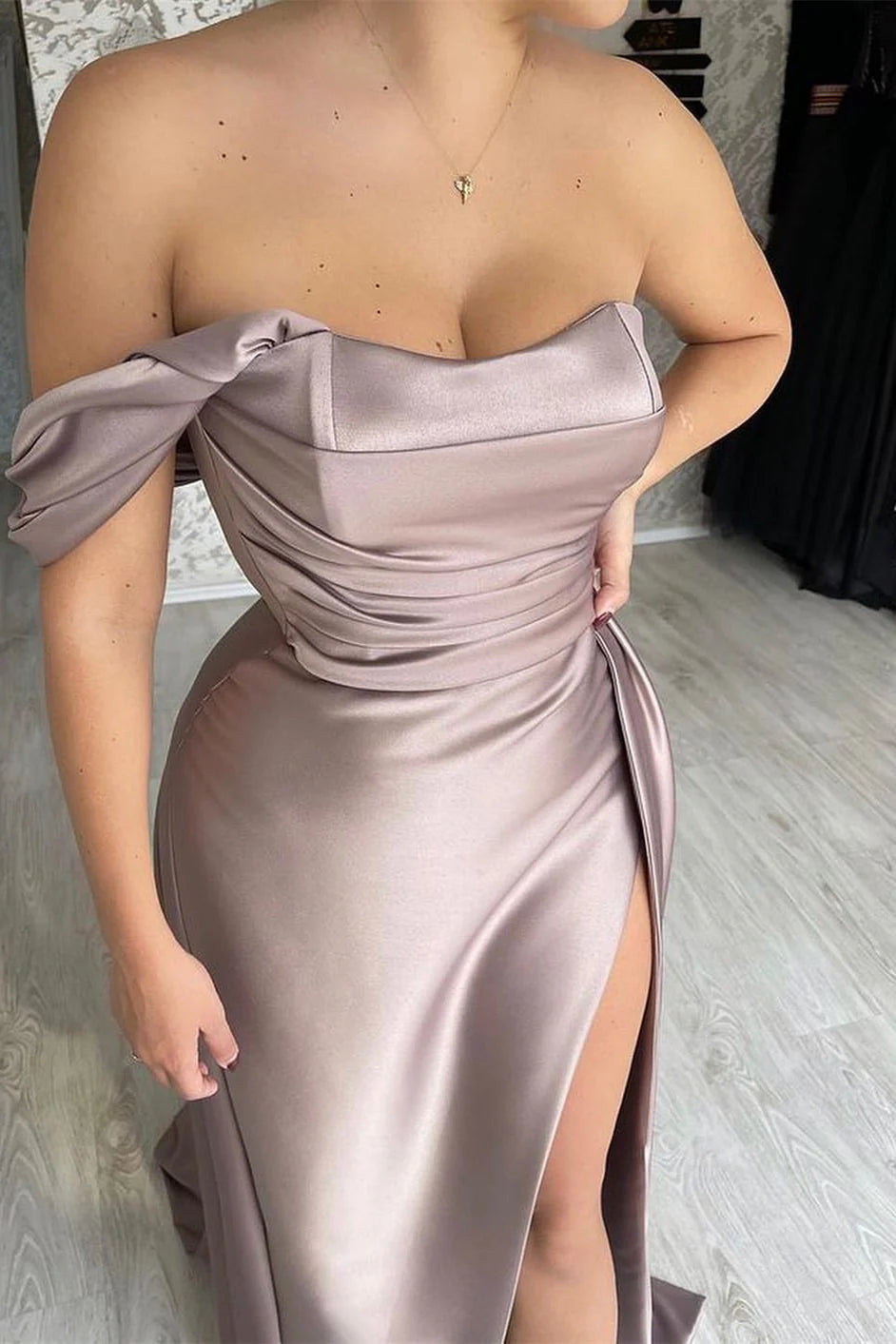 Vestidos formales de un solo hombro sin tirantes, vestido de fiesta largo de sirena con abertura / Tienda de vestidos de fiesta